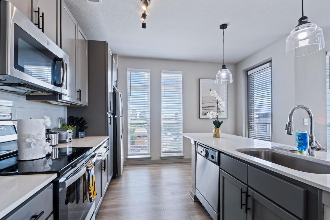 Central Avenue 2 Bed Mins From Tropicana Field Sankt Petersburg Exterior foto
